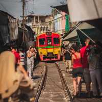 Maeklong railway market + Floating Market✨