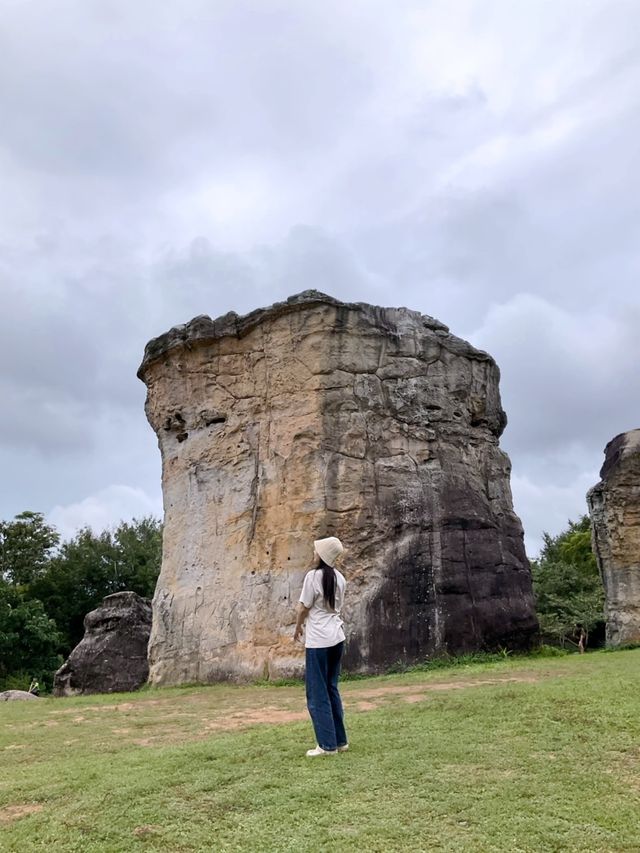 ชมหินขาวยักษ์🏜️