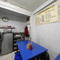 Bandung's Wonton Noodle Delight 