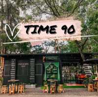 ร้านกาแฟชิคๆ บรรยากาศร่มรื่นในตัวเมืองภูเก็ต