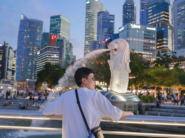 Marina Bay ไลออนพ่นน้ำ