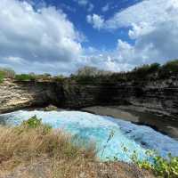 Stunning natural wonder -> Broken Beach!