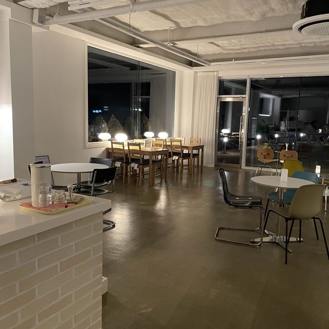 순천 고즈넉하구 분위기 좋은 카페, 앵무