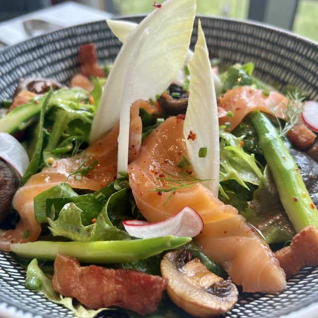 台北中山區美食推薦，T.R Bar & Kitchen，餐點精緻環境優美
