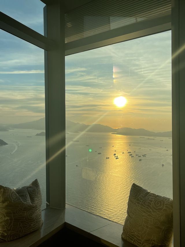 擁有最高視覺嘅海景酒店 Ritz Carlton 麗斯卡爾頓酒店