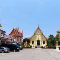 วัดมหาธาตุ พระธาตุประจำวันเกิดวันเสาร์ จ.นครพนม