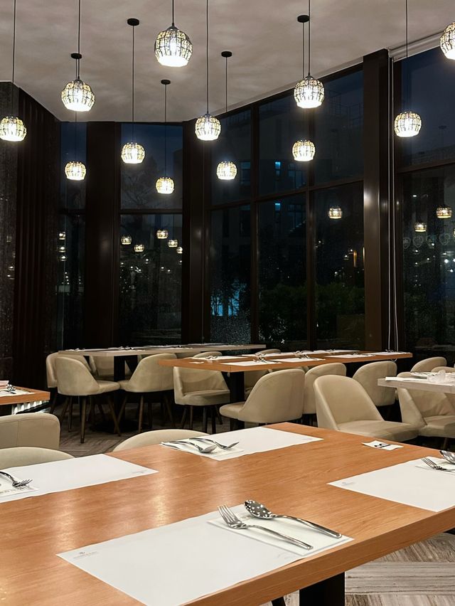 《宜蘭》無敵景觀雙溫泉池飯店推薦 還有絕美夜景高空酒吧-村却國際溫泉酒店