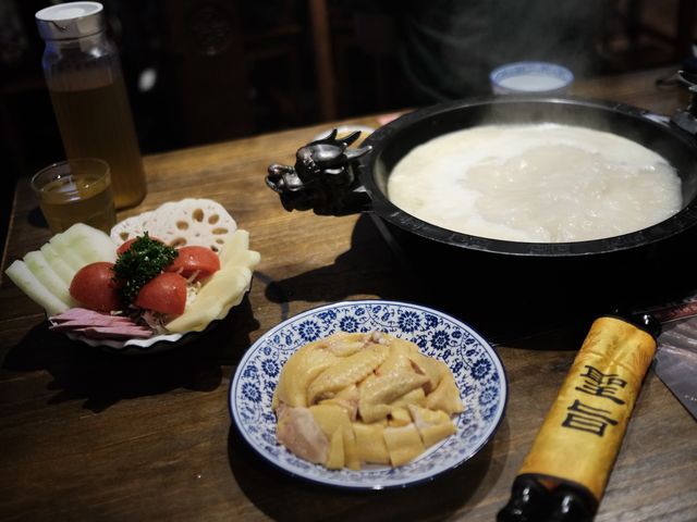 來一頓宮廷級饕宴！🍲 北角「滾得囍」打邊爐一流！