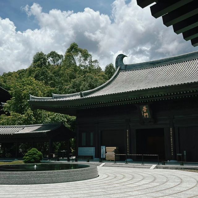 🌸🧘🏯 慈山寺──禪意寧靜的佛寺之旅 🌸🧘🏯