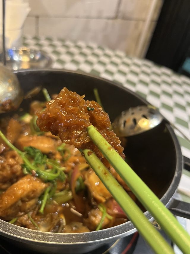惹味雞煲 X 濃郁沙嗲湯火鍋 @ 火水爐