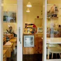 Dapoer Papa Coffee & Beyond