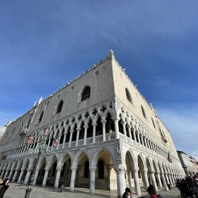 The Must Visit and Must Do in Venice