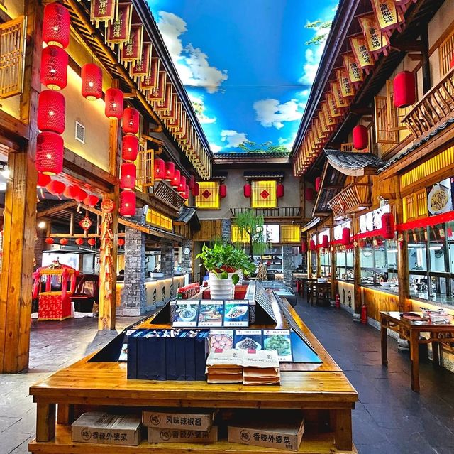 Discover the amazing FoodStreet in China