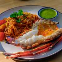 คาเฟ่มินิมอล มีน้องปลาคาร์ป