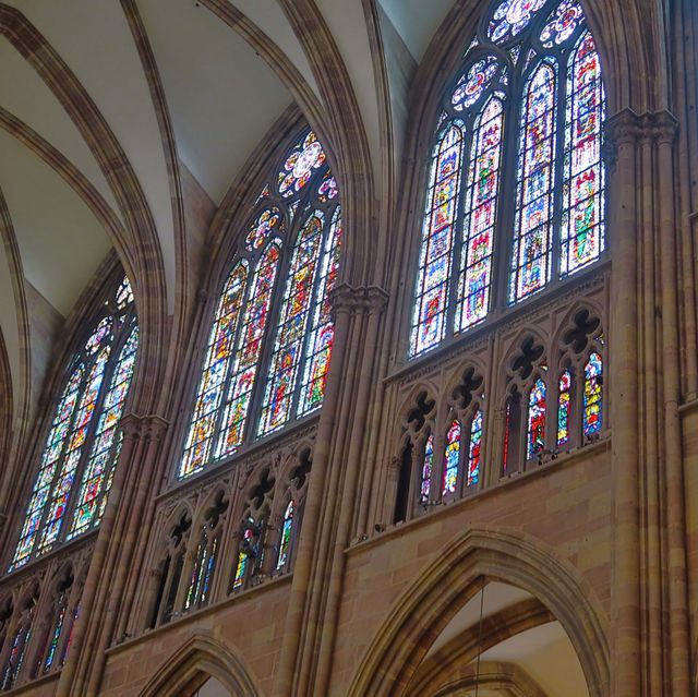 パリだけじゃない？！ストラスブールのノートルダム大聖堂⛪️【フランス観光記】