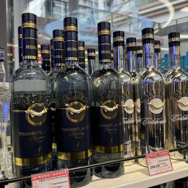 俄貨好多酒品賣