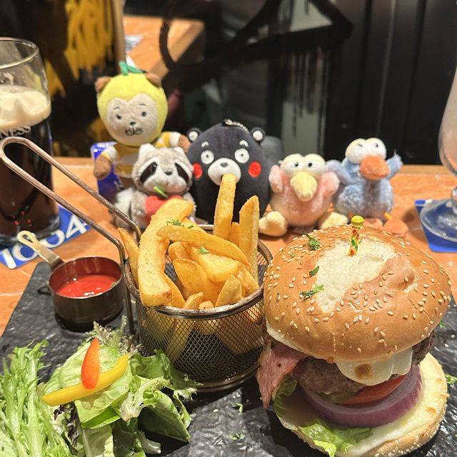 小朋友們去啟德新商場食西餐