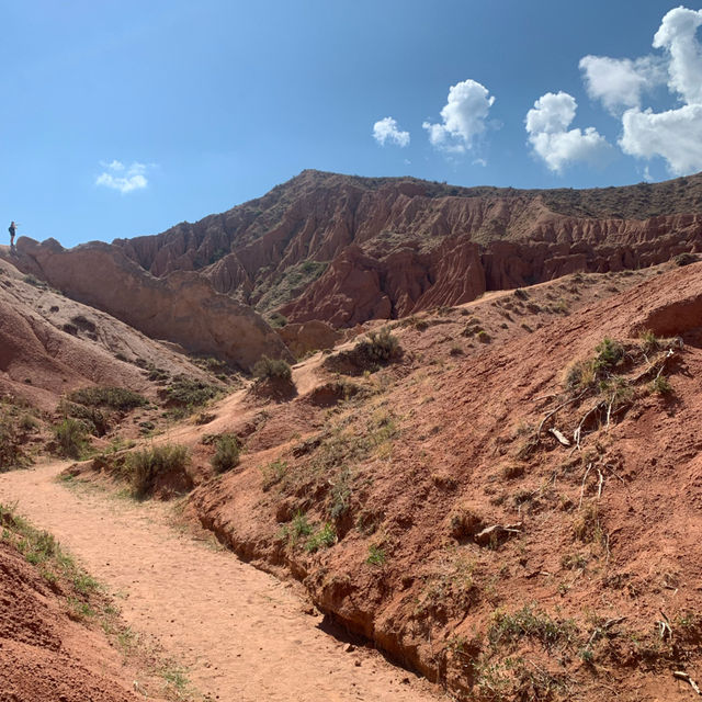 🇰🇬 Ready to be amazed at FAIRYTALE canyon! 🏜️