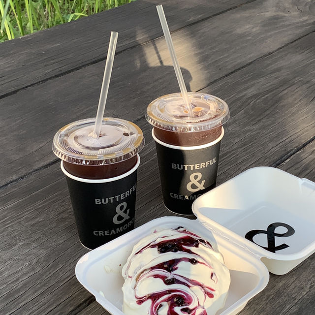 블루베리 크로와상이 맛있는 루프탑 카페, 버터풀앤크리멀러스 송도점
