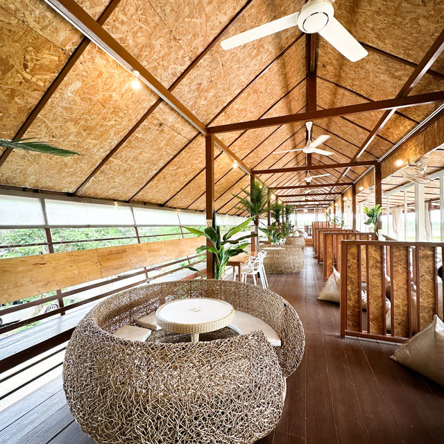 บ้านนานาชาติ Coffee & English Camp