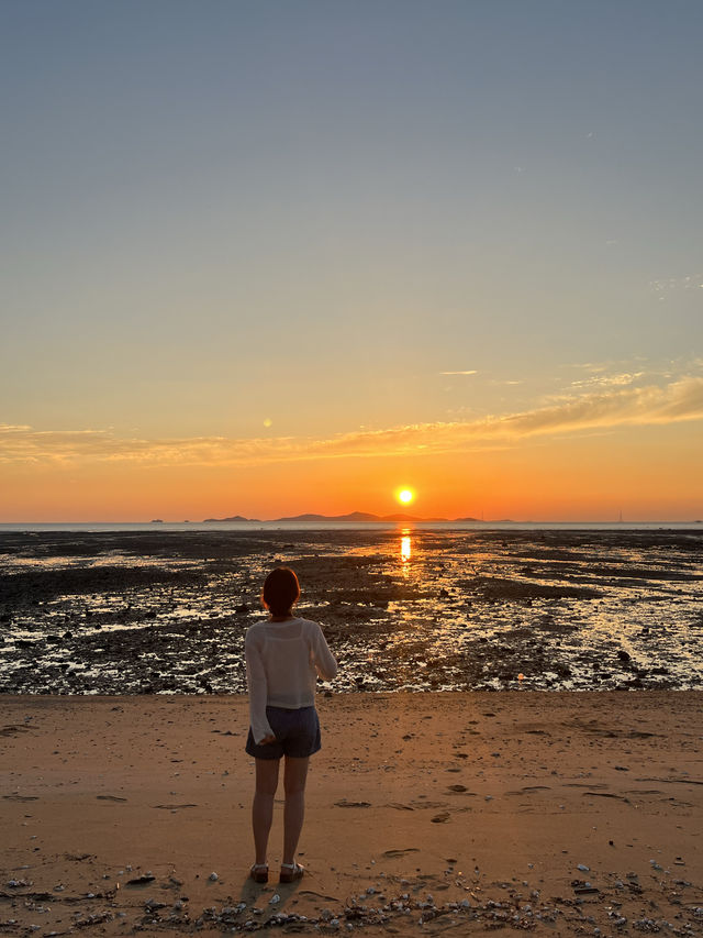 장화리 해수욕장의 여름 일몰, 황홀한 끝자락의 순간들 🌅