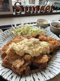 【福岡グルメ】この大きさに本当にびっくりしてしまう！海が見えるカフェにある唐揚げ！
