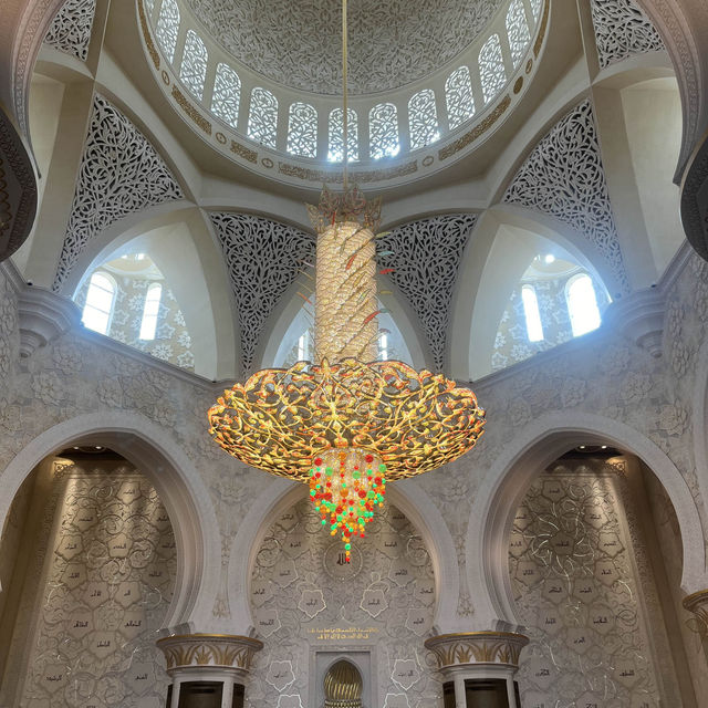 【UAE/アブダビ】現代モスクの最高峰✨