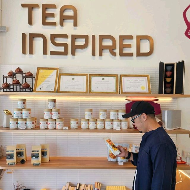 คาเฟ่กลางลาดพร้าว สำหรับสาย Tea Lover ห้ามพลาด 