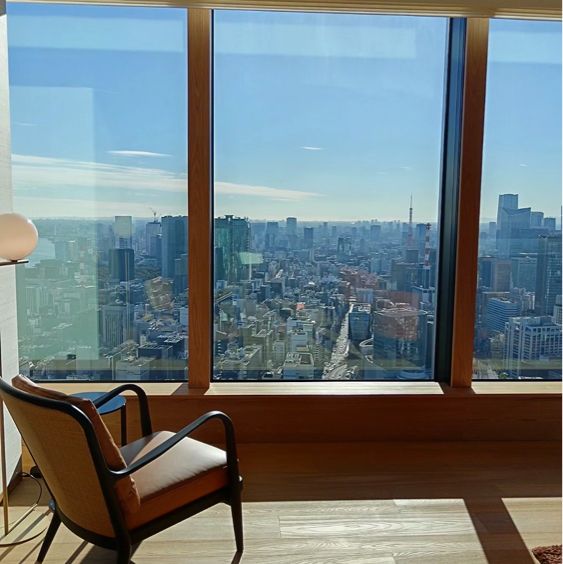 「東京寶格麗酒店：城市天際線中的奢華新地標」