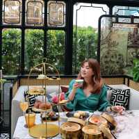 ติ่มซำและห้องน้ำชาสุดหรูในเรือนกระจก