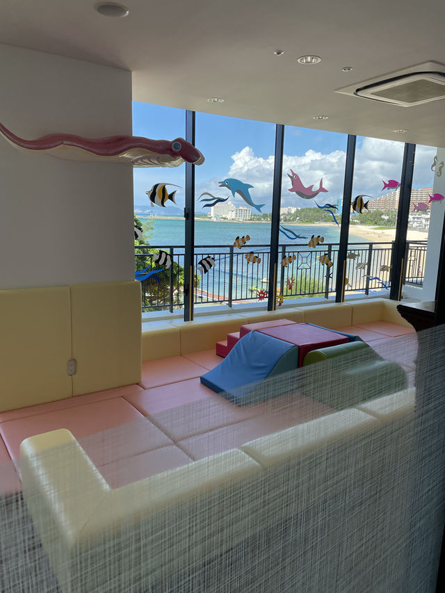 夏休みおすすめ！プールがすごいホテル