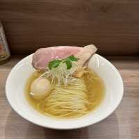 太子拉麵界新貴．泡沫系豚雞白湯