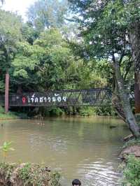 เที่ยวชมธรรมชาติน้ำตกเจ็ดสาวน้อย