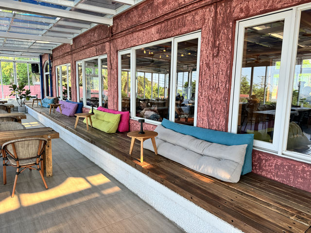 新竹湖口-空ㄟ咖啡 看夜景、夜夕陽的景觀咖啡廳|寵物友善餐廳可帶狗、有廣大的草皮 新竹湖口-空ㄟ咖啡 看夜景、夜夕陽的景觀咖啡廳|寵物友善餐廳可帶狗、有廣大的草皮