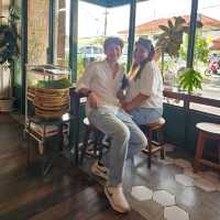 ร้าน บ้านขาวหนม อยุธยา
