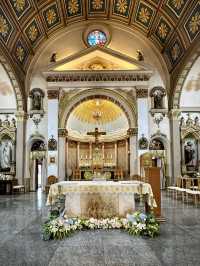 โบสถ์⛪️สีชมพูสวยหวาน ในชุมชนเก่าแก่ “กุฏีจีน”
