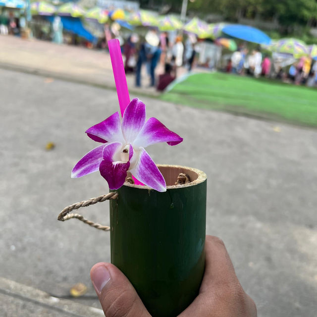 Enjoying street foods in Hatyai 🇹🇭☀️