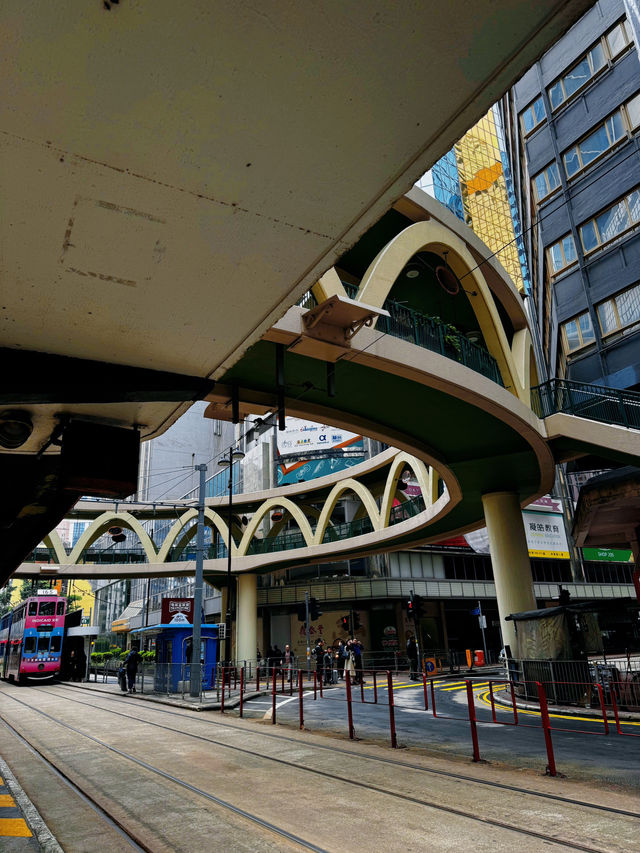 นั่งรถรางเที่ยวฮ่องกงฝั่งCentral และWan Chai