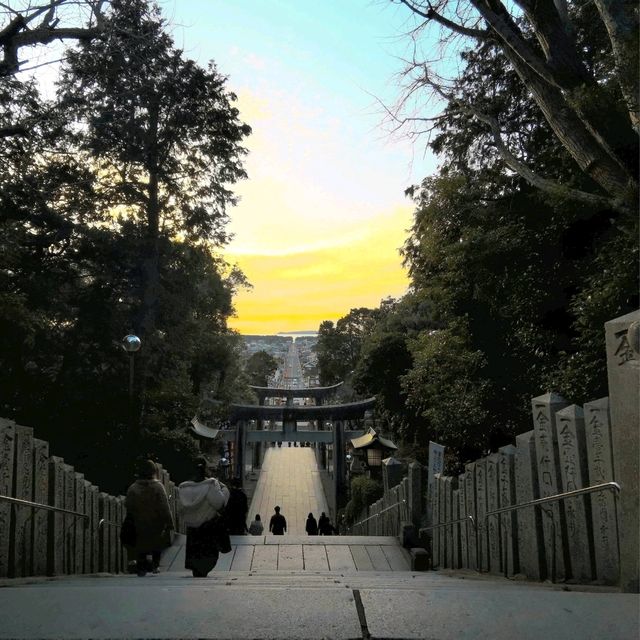 光之道 宮地嶽神社