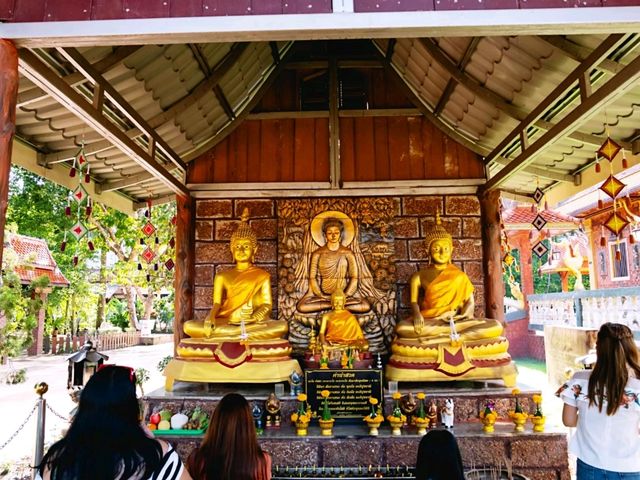 โบสถ์สวย ศิลปะล้านนา ไทย อีสาน 