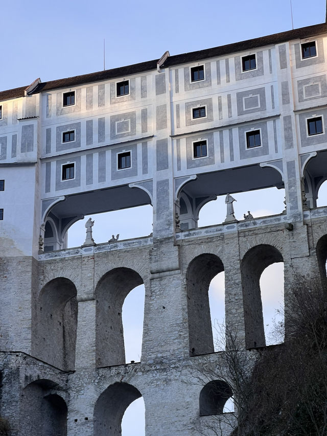 潔白的庫倫洛夫Český Krumlov