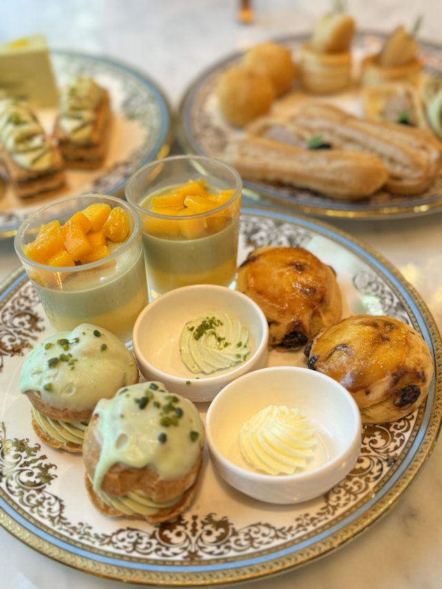 歷山餐廳CAFÉ A✨最近特別推出充滿堅果濃郁香氣及絲滑細膩之特色開心果下午茶🤩