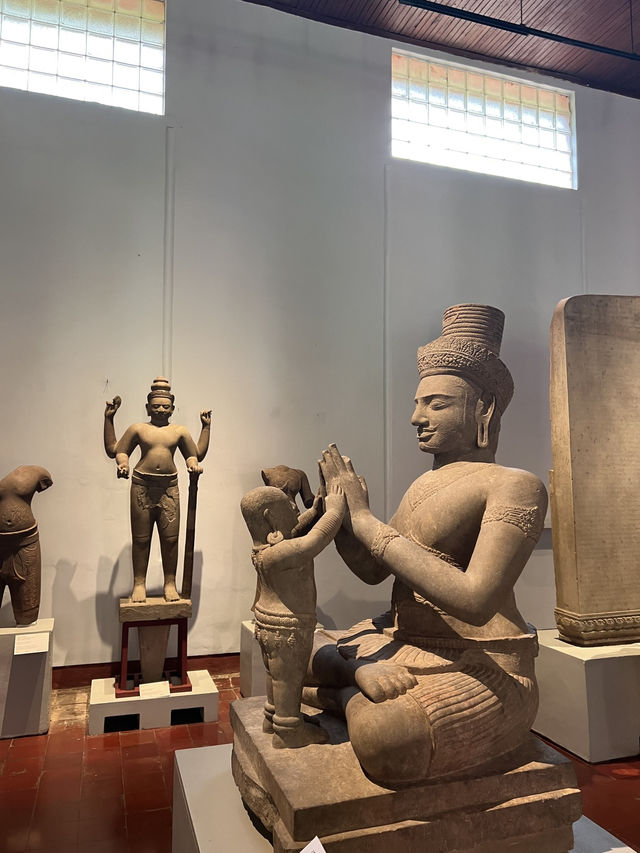 สำรวจศิลปะขอมที่ National Museum of Cambodia