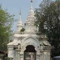 วัดสวนดอก เชียงใหม่