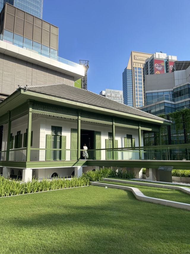 「曼谷探險：The Wireless House One Bangkok打卡新景點」