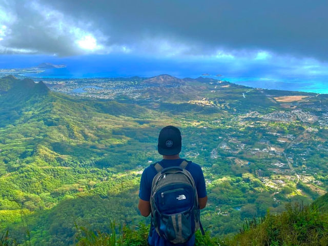 🗻A great day spent exploring Oahu! 🚙