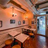 Mendels Delicatessen Cafe