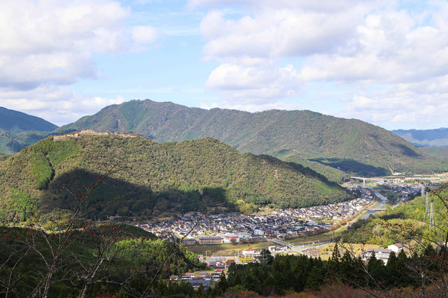 立雲峽りつうんきょう，此生必訪！有機會可以看到竹田城跡被雲海包圍