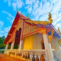 ไหว้พระธาตุ กราบพระนอน วัดพระเเก้วดอนเต้า