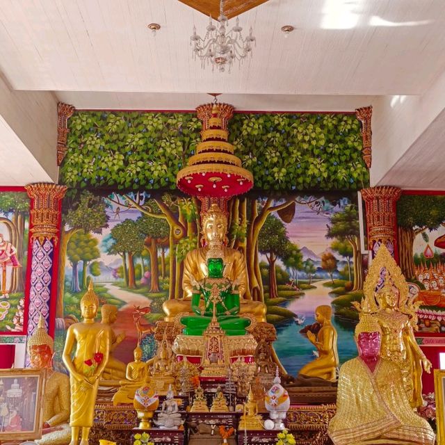 อุโบสถสีชมพู วัดเพลง นนทบุรี